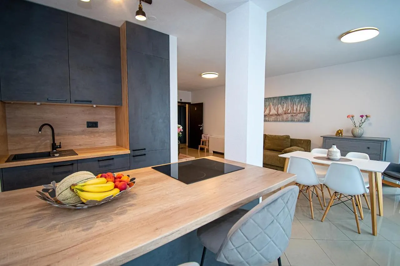 Beachfront Apartments Gabine Kastela