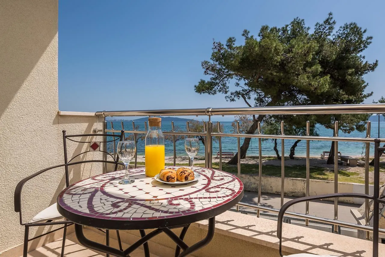 Beachfront Apartments Gabine Kastela