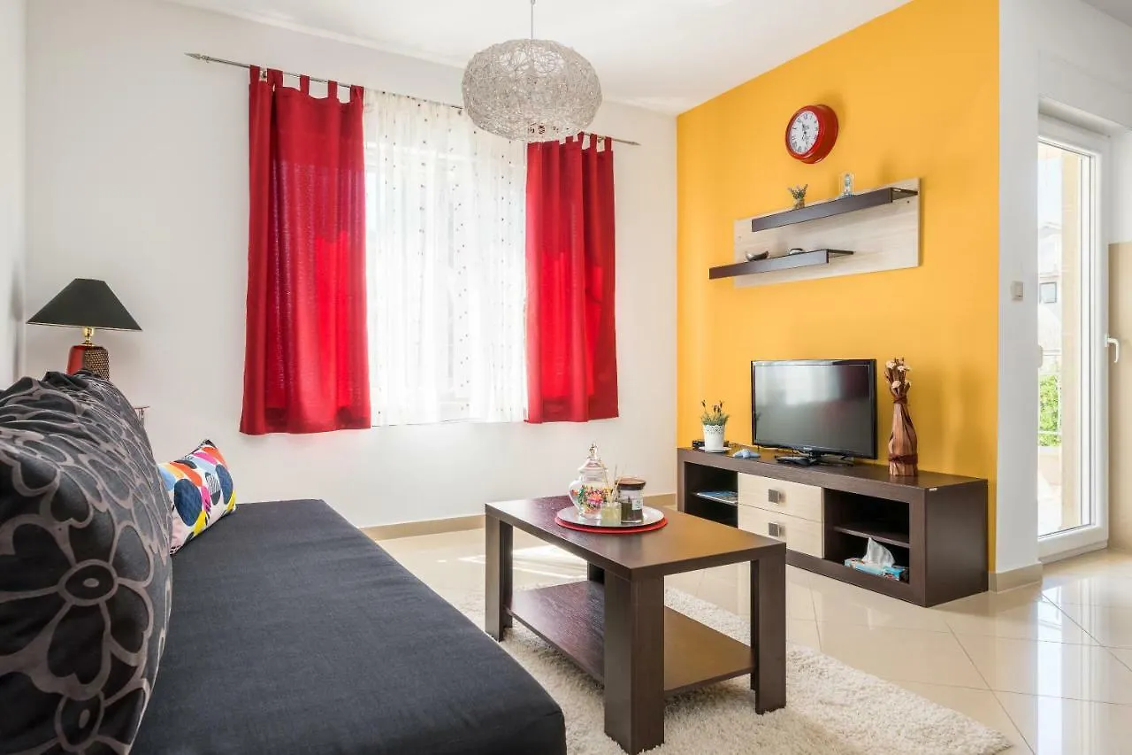 Beachfront Apartments Gabine Kastela